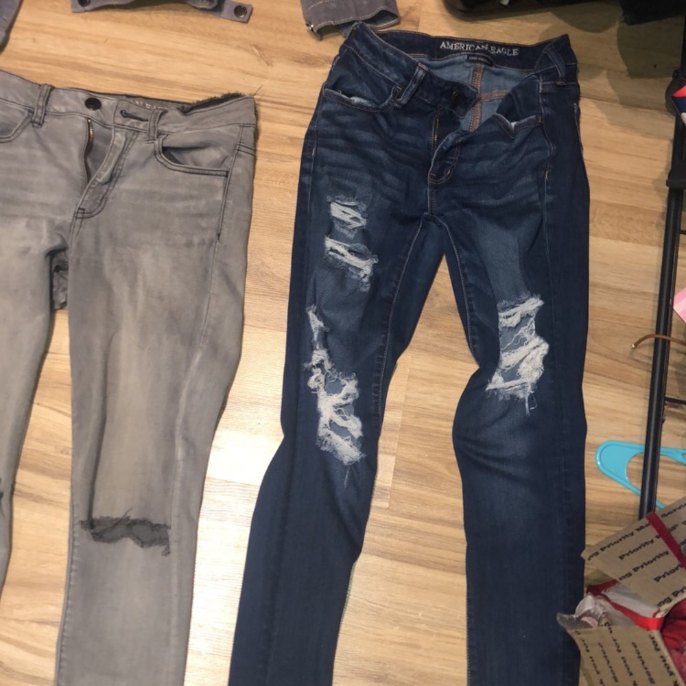 American Eagle size 8 dark denim